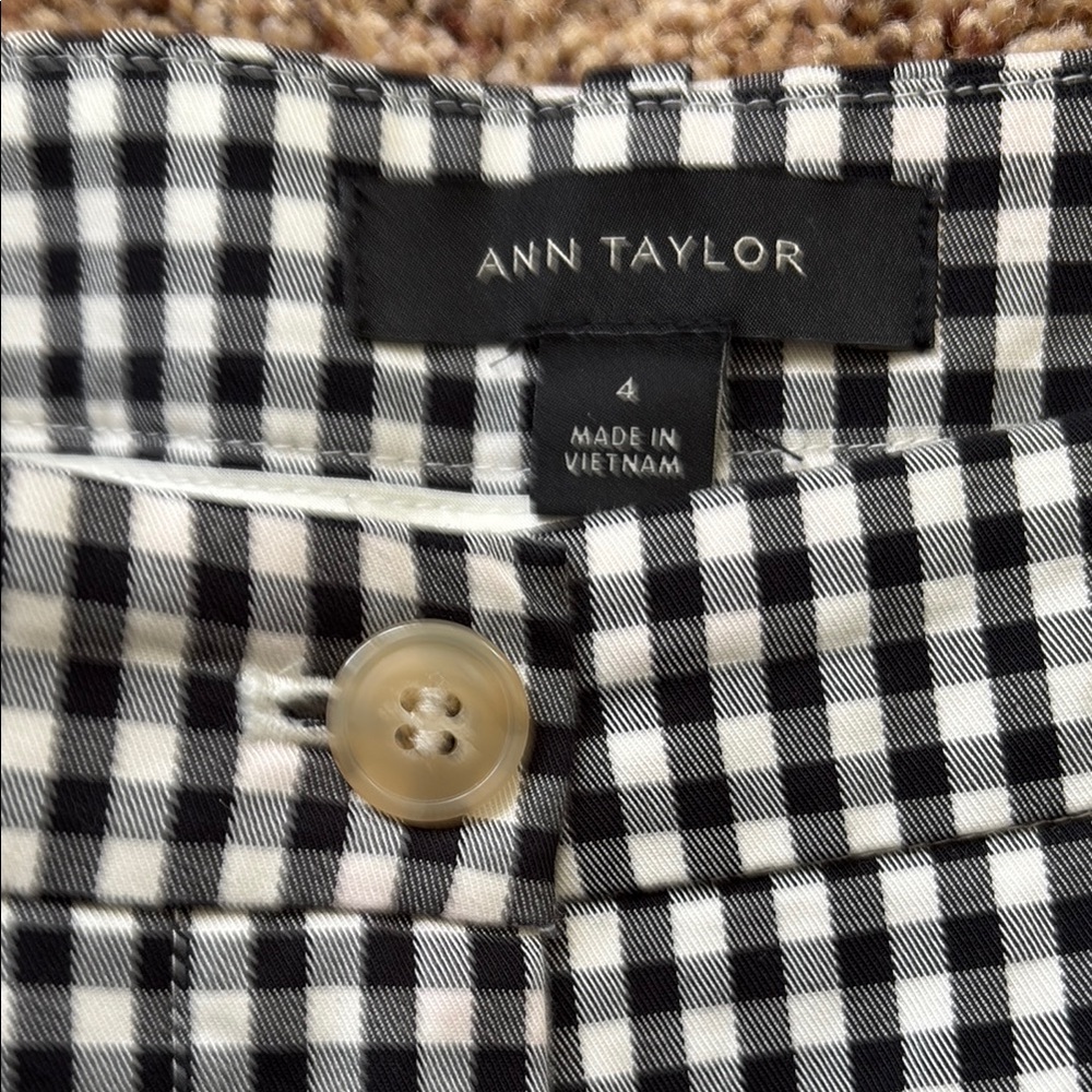 Ann Taylor Black and White Gingham Cropped Pants - Picture 2 of 4